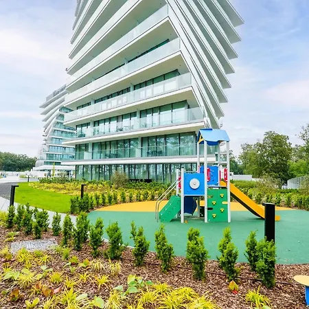 Sea View & Spa 647c By Renters Apartment