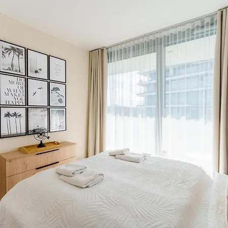 Sea View & Spa 647c By Renters Apartment